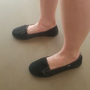 Classic Black Vans Canvas Slipon Shoes, 7.5